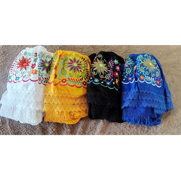 New Mexican Peasant Embroidered Blouse Off Shoulder Floral Top Handmade Sz M - Picture 2 of 8